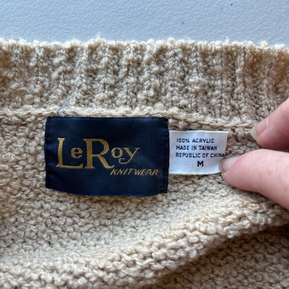 LeRoy Sweater Womens Medium Tan Knit Cardigan Acrylic Open Front Patch Pockets - Picture 7 of 10